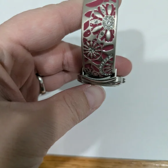 Accutime Silver & Pink Women's Watch - Picture 10 of 11